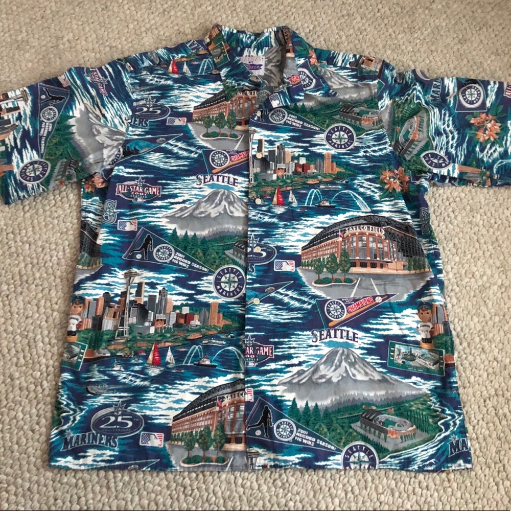REYN SPOONER Seattle Mariners Hawaiian Button Up